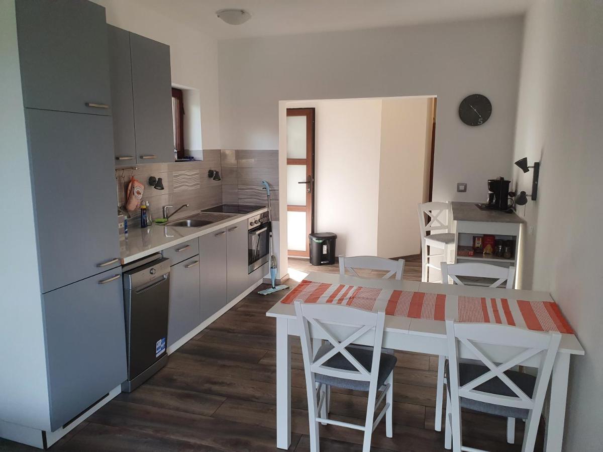 Apartman Vida Icici Luaran gambar